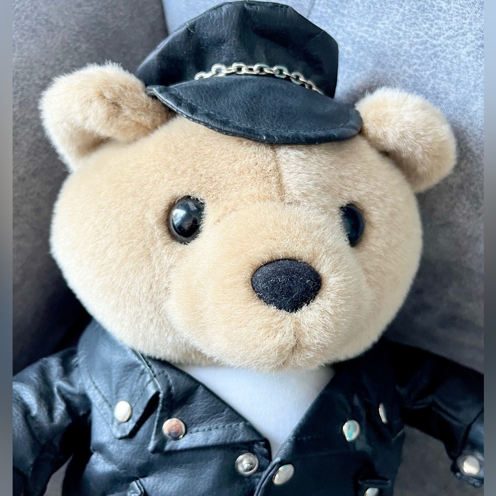 Ganz Vintage 1992 Marlo Brando Plush Teddy bear Stuffed Animal Biker Collectible - Picture 2 of 8